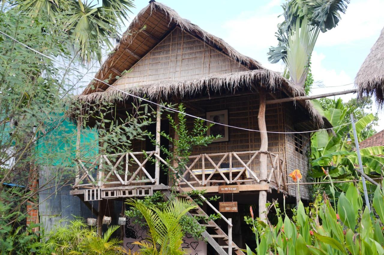 About Sarin Homestay Баттамбанг Экстерьер фото